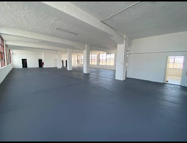 482M² BUSINESS CENTRE TO LET IN PAARDEN EILAND